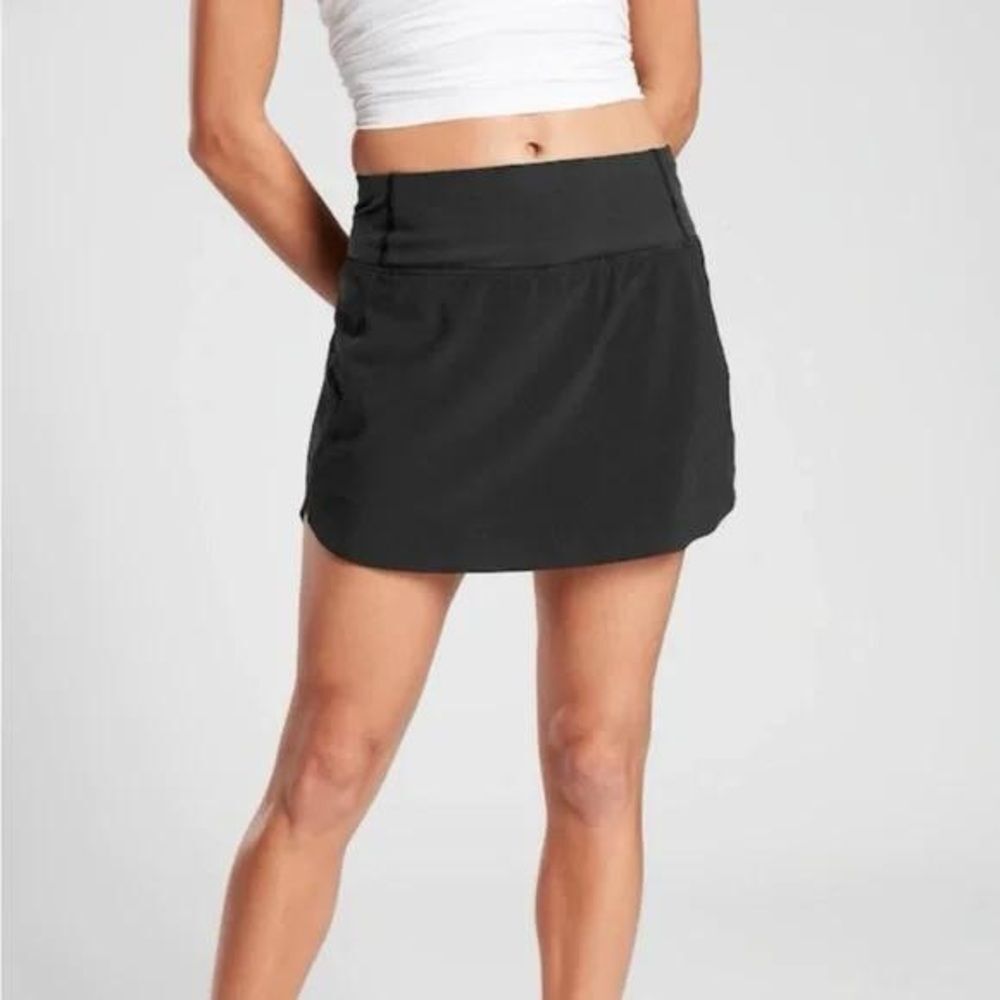 Athleta Run With It Skort Black Size Medium